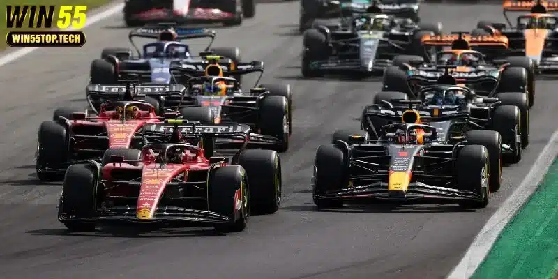 F1 (Formula 1)
